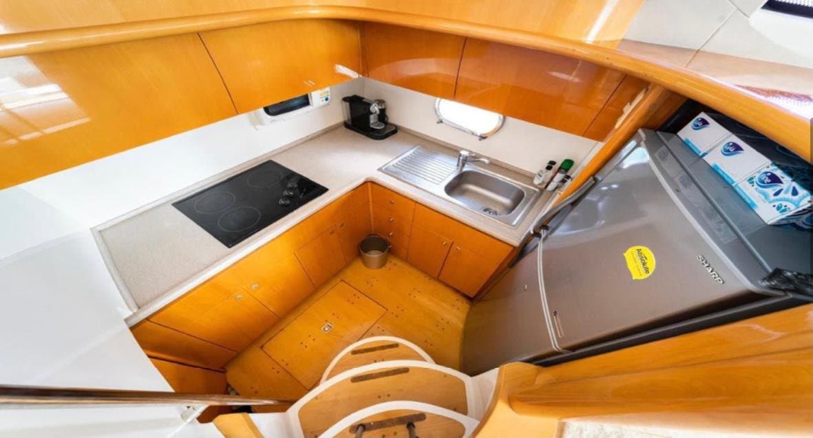 Azimut 52ft
