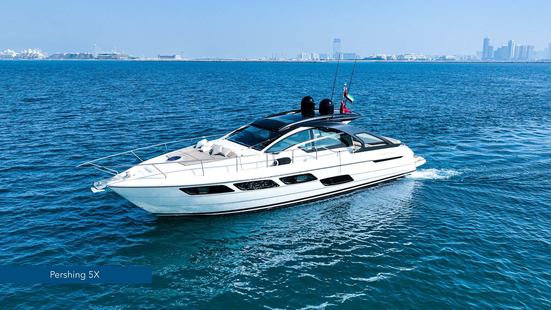 Pershing 5x white
